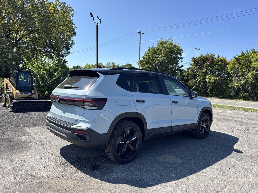 new 2025 Volkswagen Taos car, priced at $32,091
