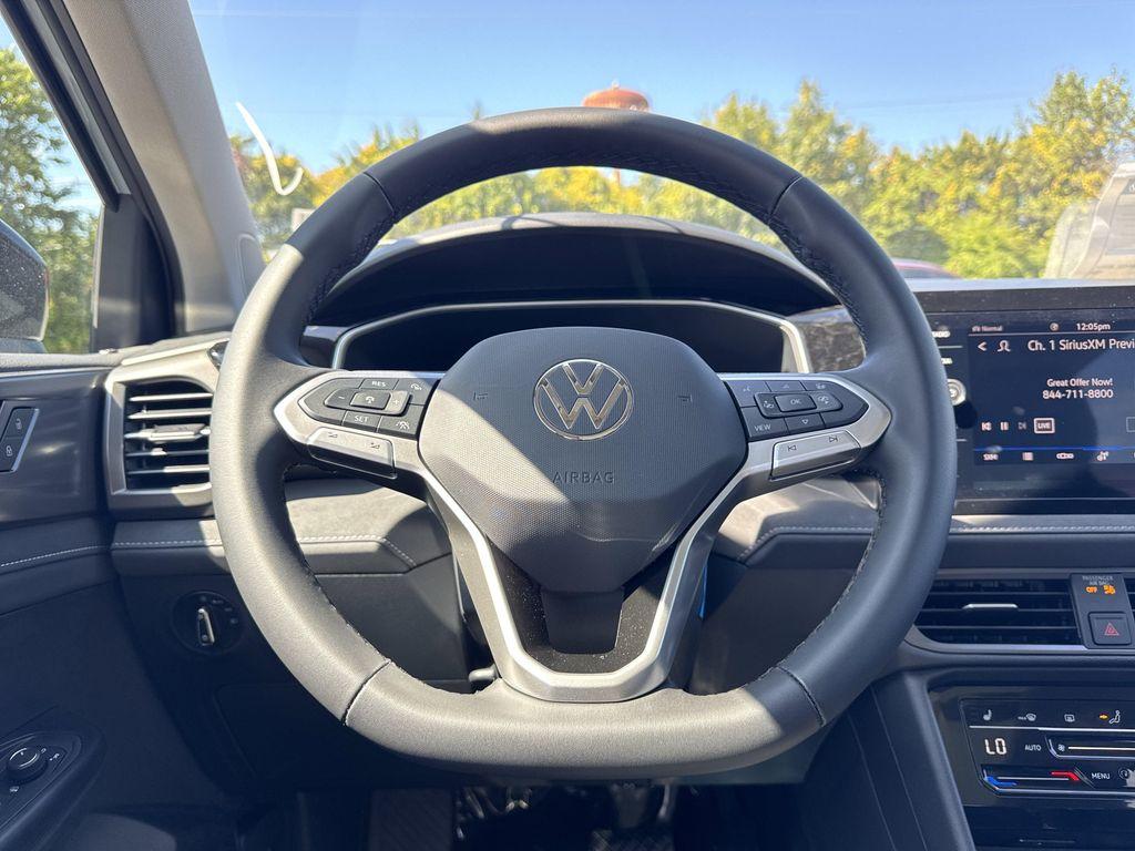 new 2025 Volkswagen Taos car, priced at $32,091