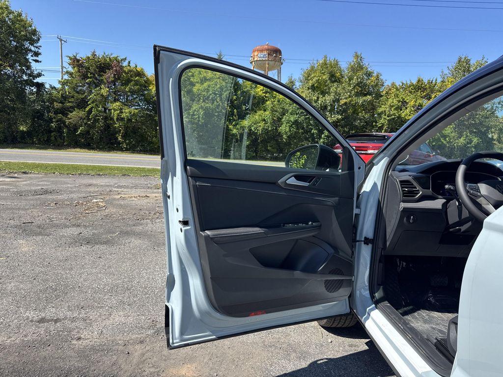 new 2025 Volkswagen Taos car, priced at $32,091