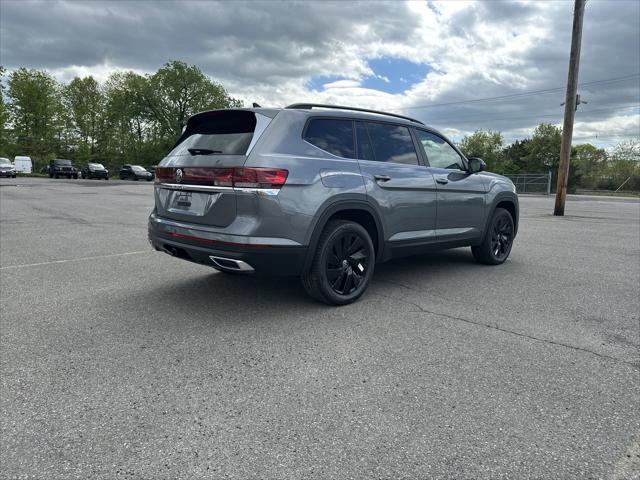 new 2025 Volkswagen Atlas car, priced at $42,696
