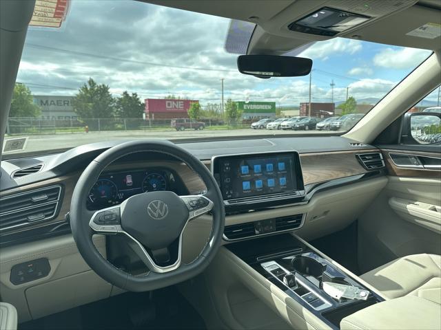 new 2025 Volkswagen Atlas car, priced at $42,696