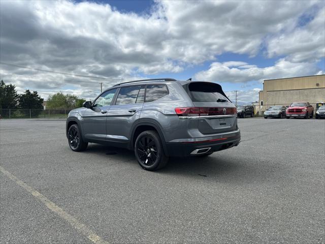 new 2025 Volkswagen Atlas car, priced at $42,696