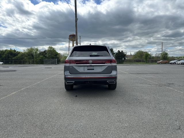 new 2025 Volkswagen Atlas car, priced at $42,696