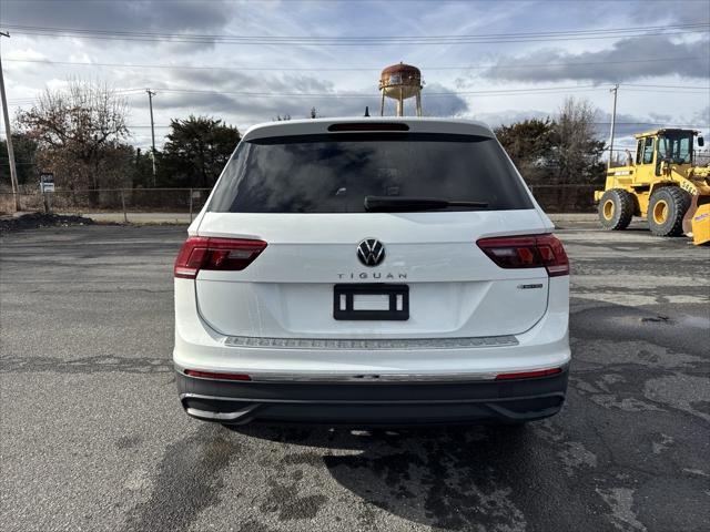 new 2024 Volkswagen Tiguan car, priced at $33,051