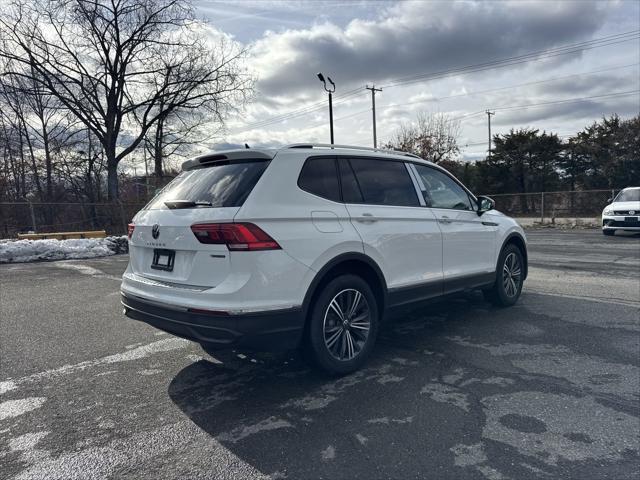 new 2024 Volkswagen Tiguan car, priced at $33,051