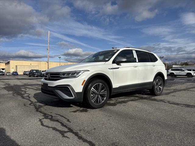 new 2024 Volkswagen Tiguan car, priced at $33,051