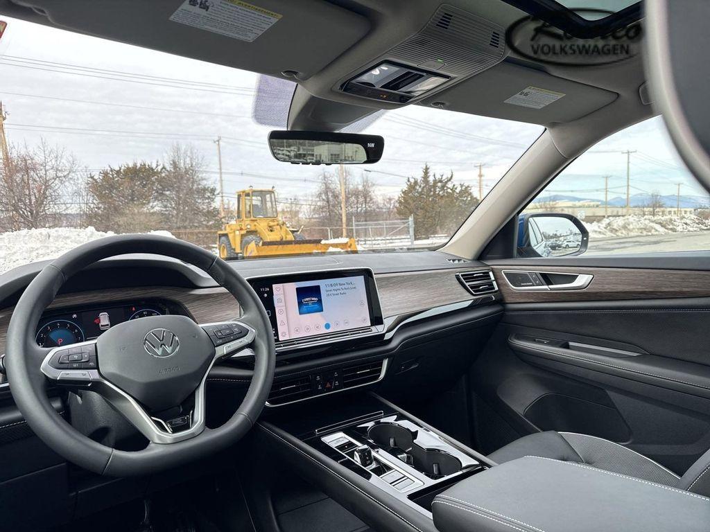 new 2025 Volkswagen Atlas car, priced at $50,315