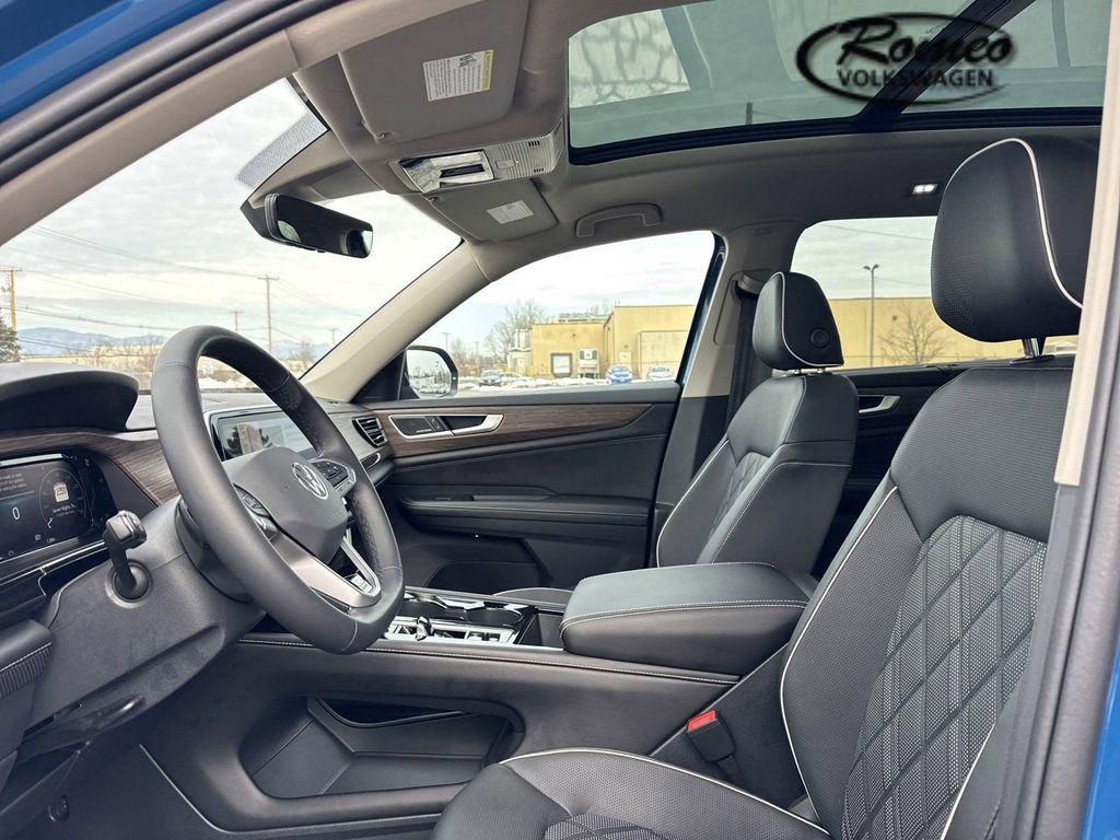 new 2025 Volkswagen Atlas car, priced at $50,315