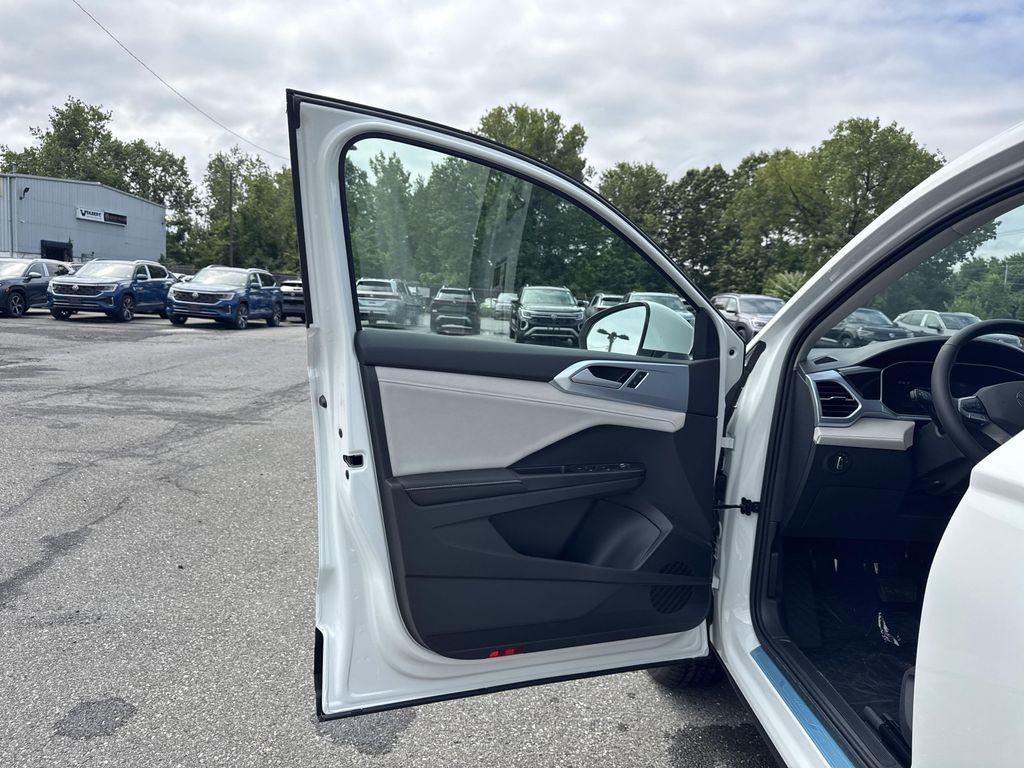 new 2025 Volkswagen Taos car, priced at $29,421