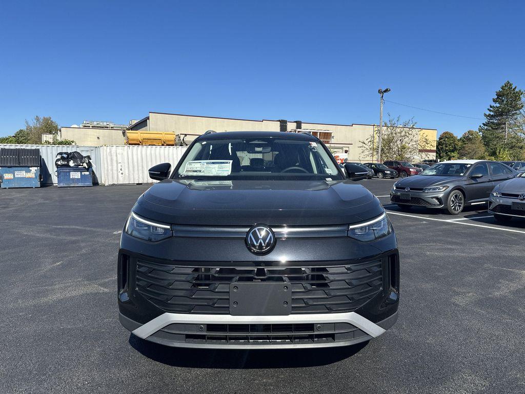 new 2025 Volkswagen Tiguan car, priced at $34,087