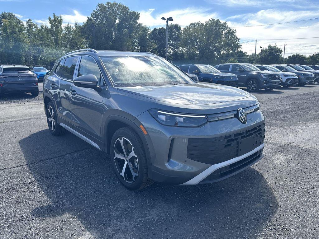 new 2025 Volkswagen Tiguan car, priced at $34,871