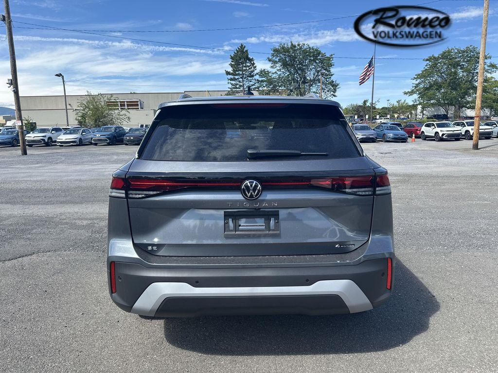 new 2025 Volkswagen Tiguan car, priced at $36,019
