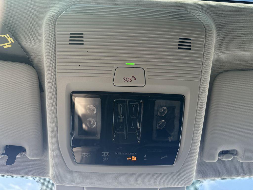 new 2025 Volkswagen Tiguan car, priced at $34,871