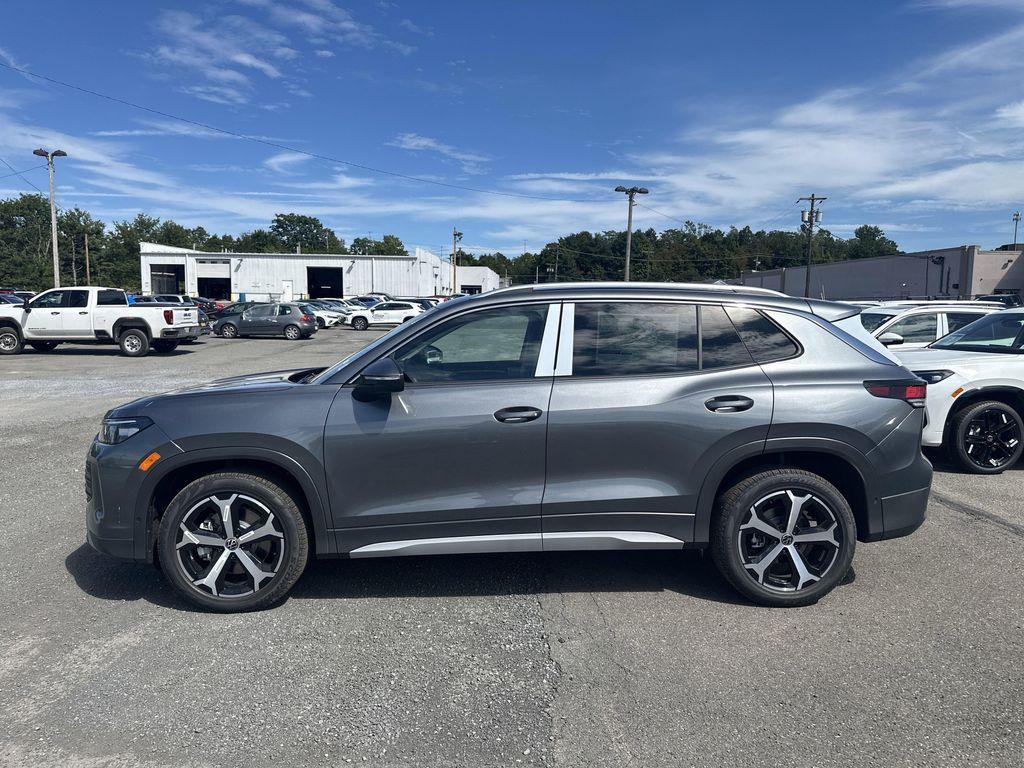 new 2025 Volkswagen Tiguan car, priced at $34,871