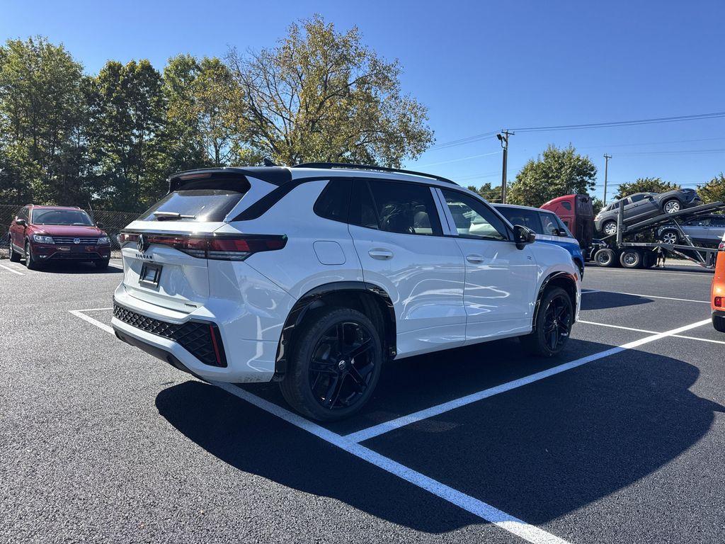 new 2025 Volkswagen Tiguan car, priced at $37,286