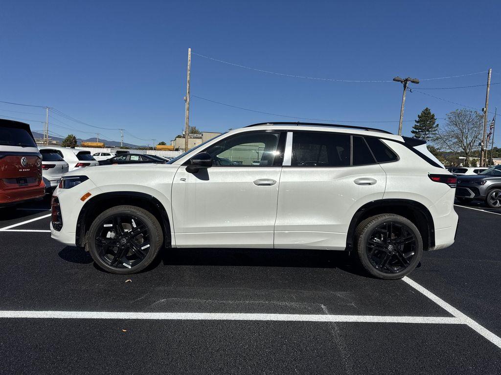 new 2025 Volkswagen Tiguan car, priced at $37,286