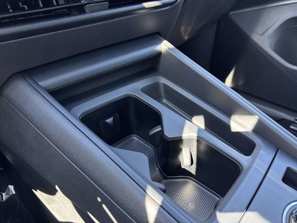 new 2025 Volkswagen Tiguan car, priced at $37,286