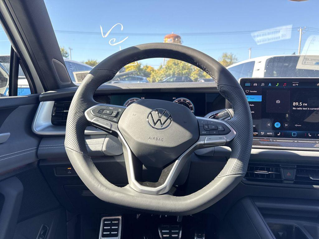 new 2025 Volkswagen Tiguan car, priced at $37,286