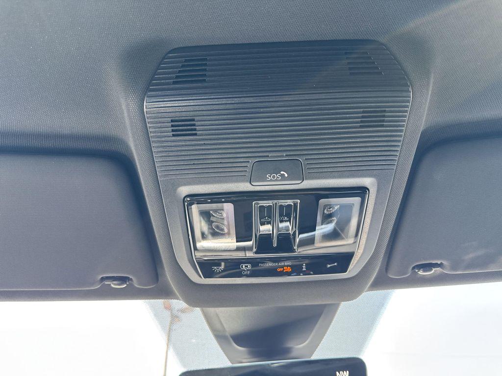 new 2025 Volkswagen Atlas Cross Sport car, priced at $46,076