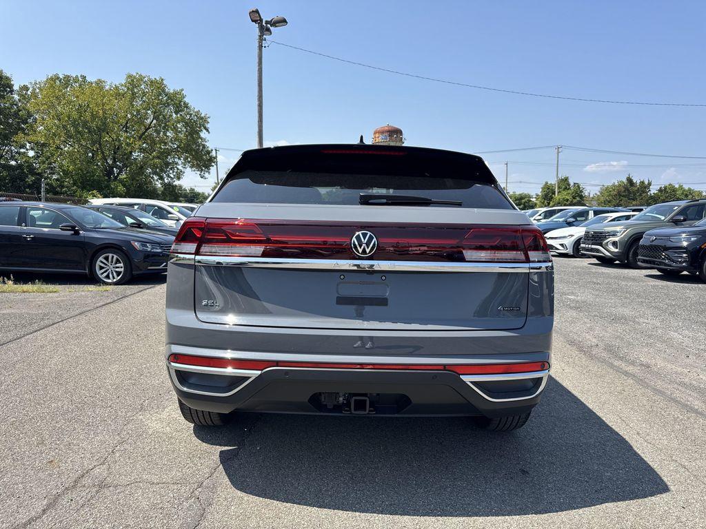 new 2025 Volkswagen Atlas Cross Sport car, priced at $46,076