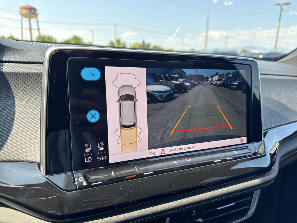 new 2025 Volkswagen Atlas Cross Sport car, priced at $46,076