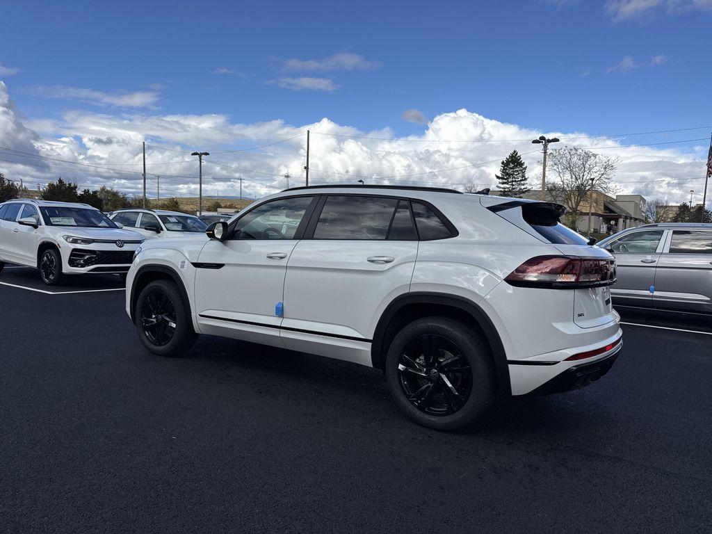 new 2026 Volkswagen Atlas Cross Sport car, priced at $51,133