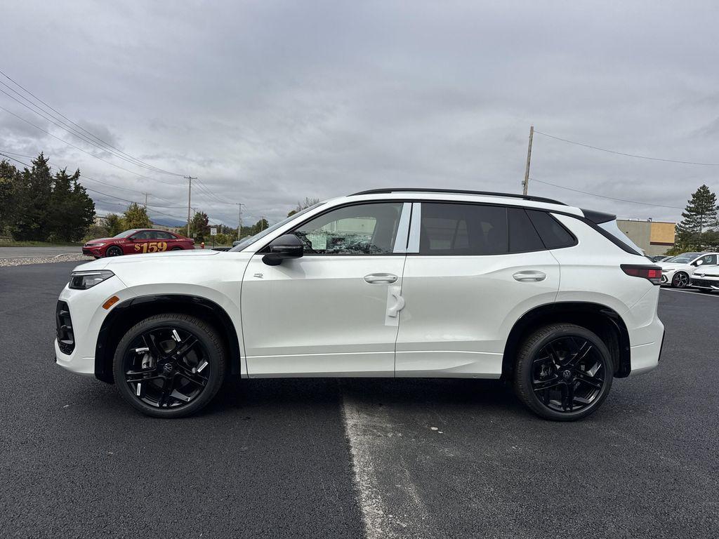 new 2025 Volkswagen Tiguan car, priced at $37,702