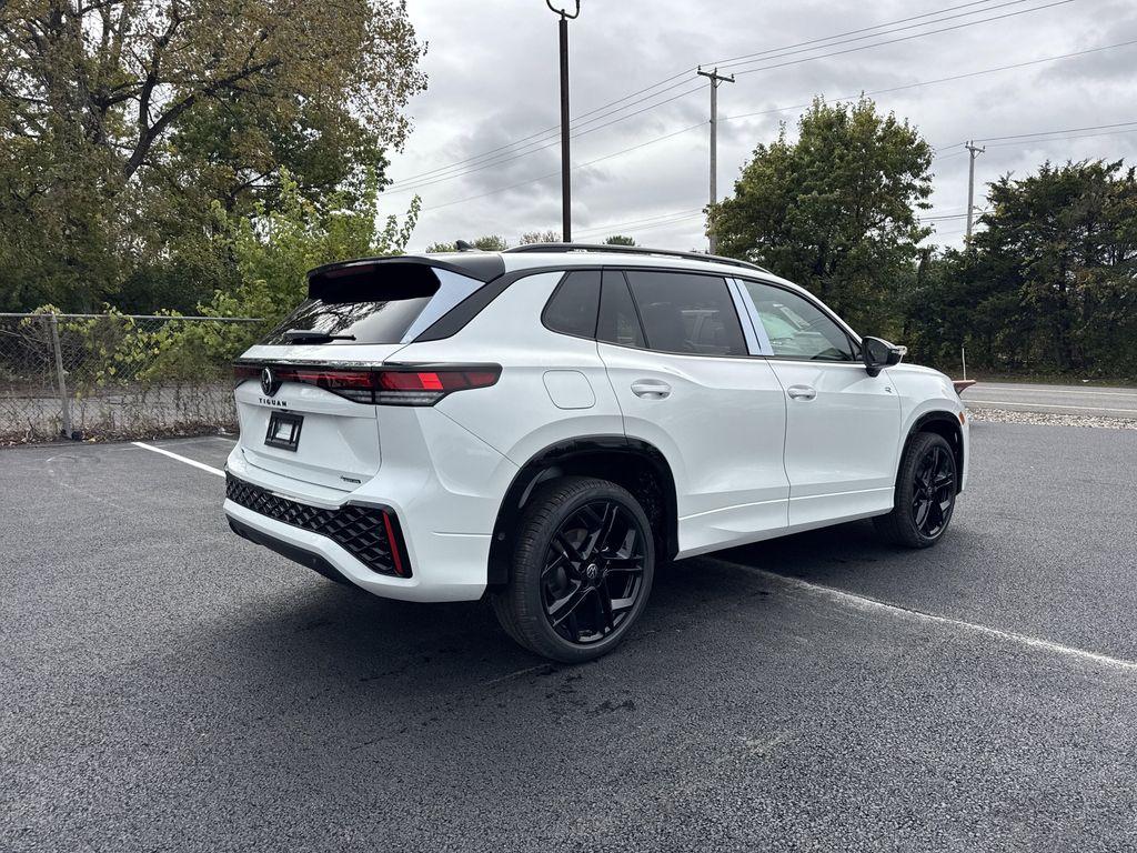 new 2025 Volkswagen Tiguan car, priced at $37,702