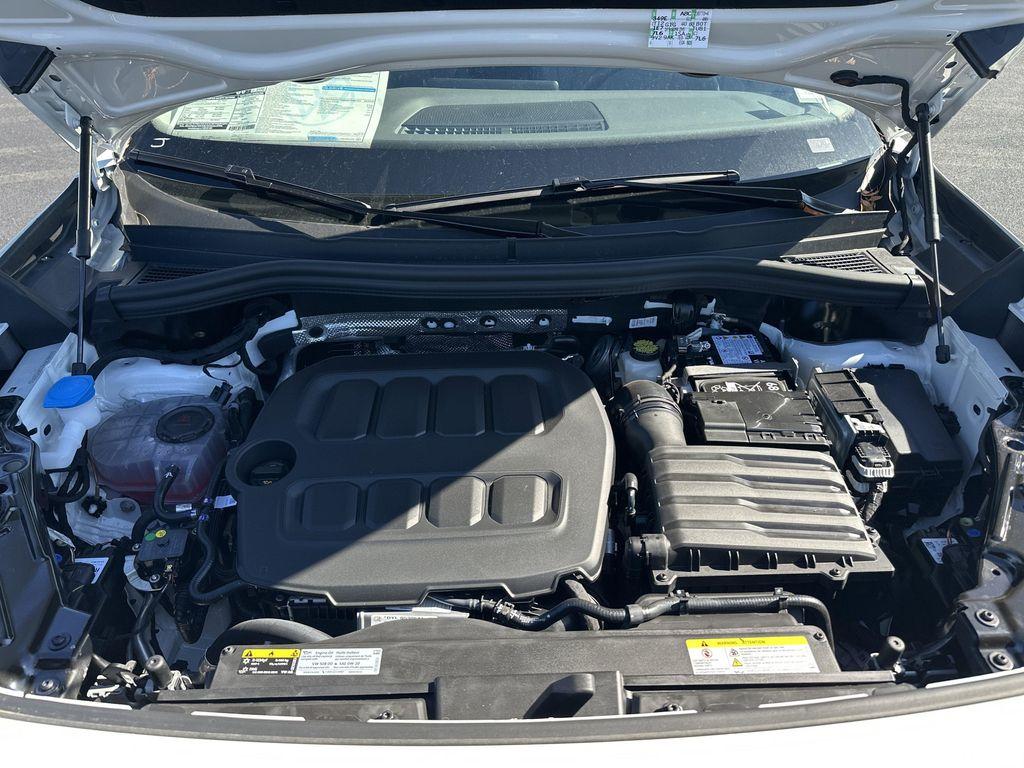 new 2025 Volkswagen Tiguan car, priced at $35,287