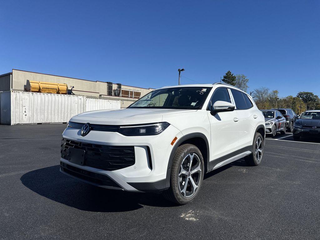 new 2025 Volkswagen Tiguan car, priced at $35,287