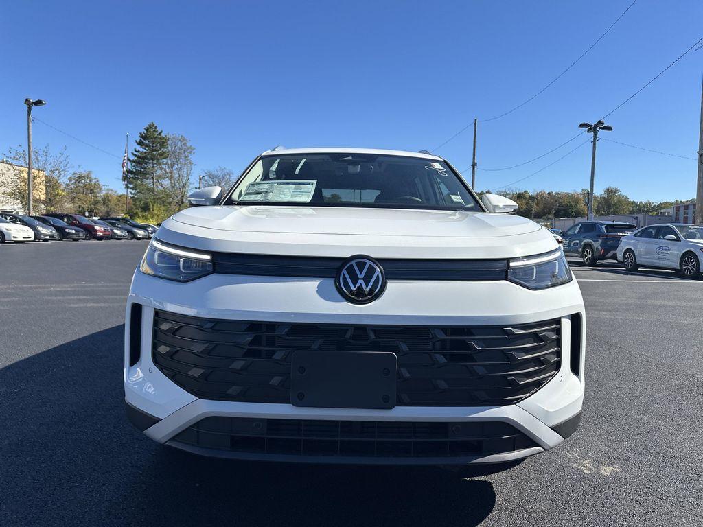 new 2025 Volkswagen Tiguan car, priced at $35,287