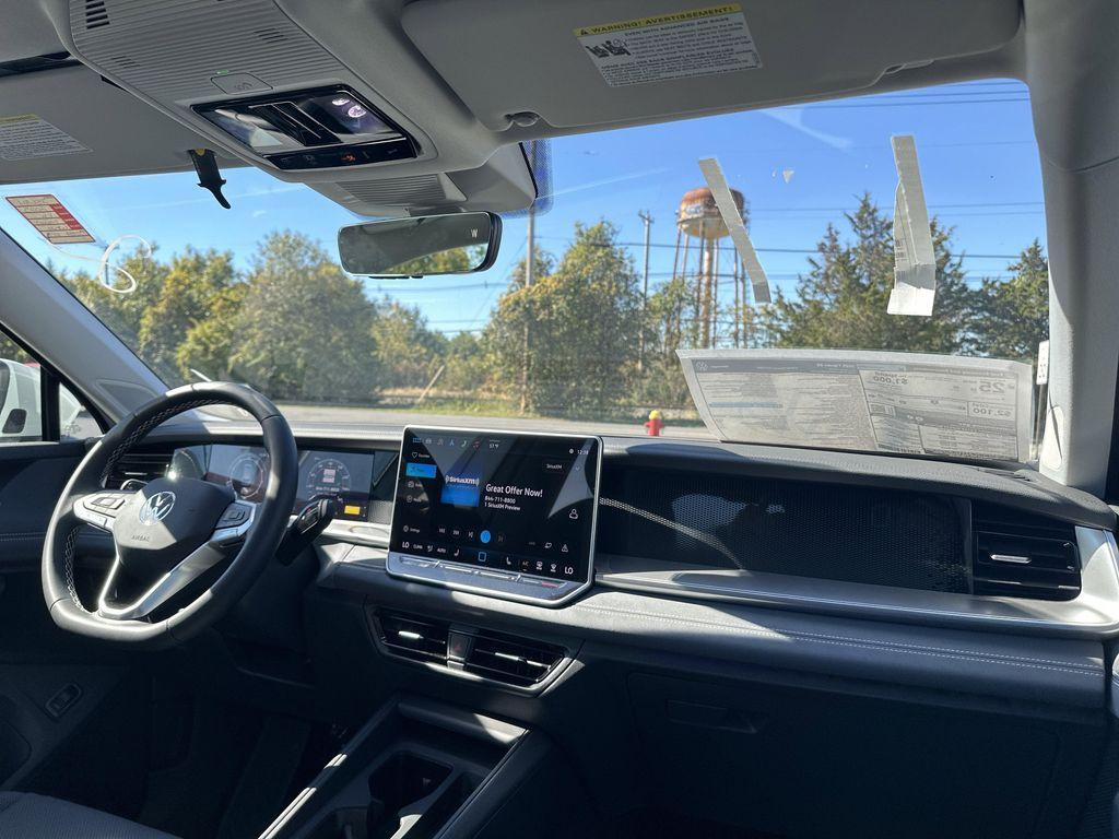 new 2025 Volkswagen Tiguan car, priced at $35,287