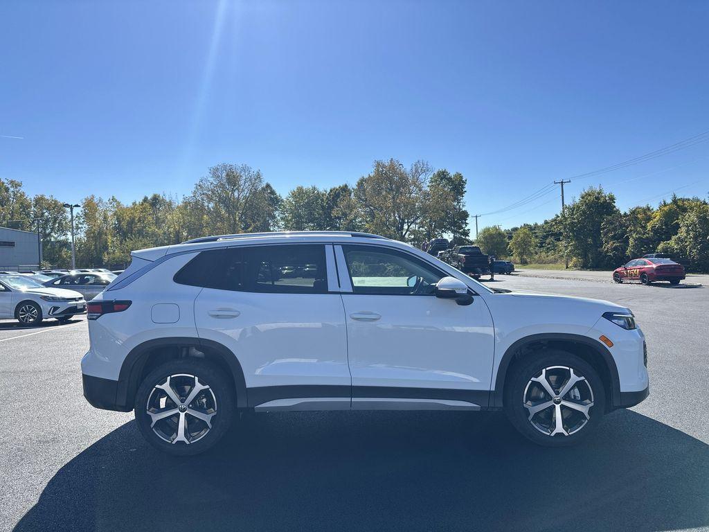 new 2025 Volkswagen Tiguan car, priced at $35,287
