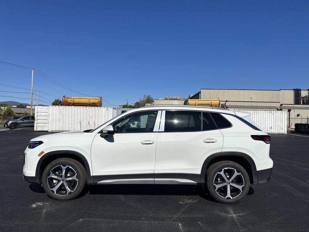 new 2025 Volkswagen Tiguan car, priced at $35,287