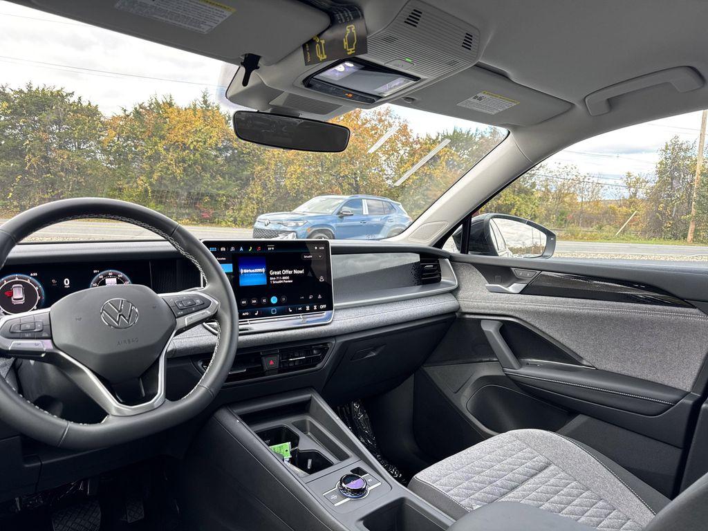 new 2025 Volkswagen Tiguan car, priced at $30,882