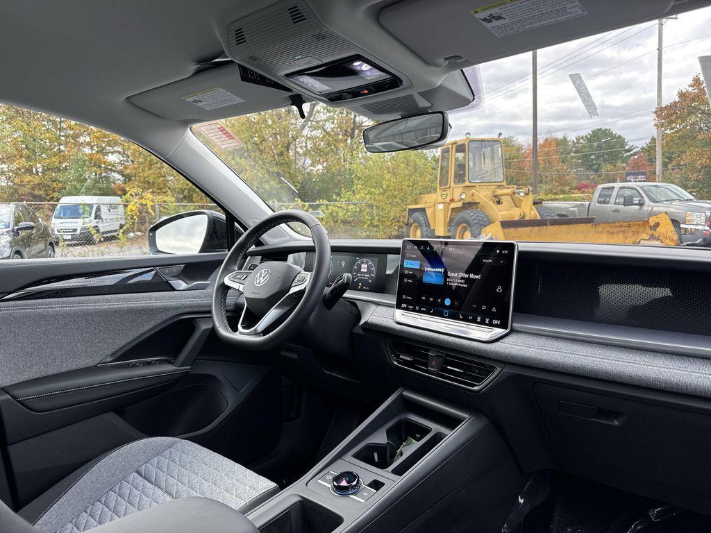 new 2025 Volkswagen Tiguan car, priced at $30,882