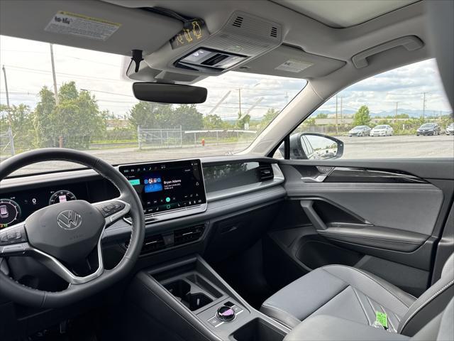 new 2025 Volkswagen Tiguan car, priced at $35,621