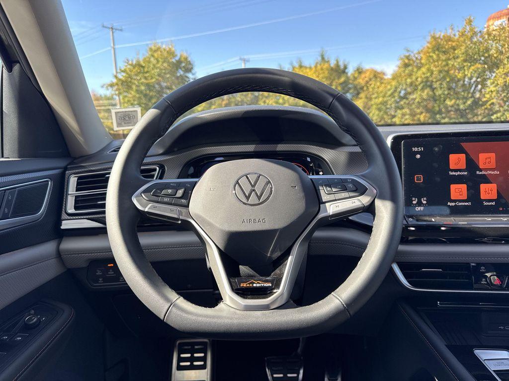 used 2025 Volkswagen Atlas car, priced at $43,295