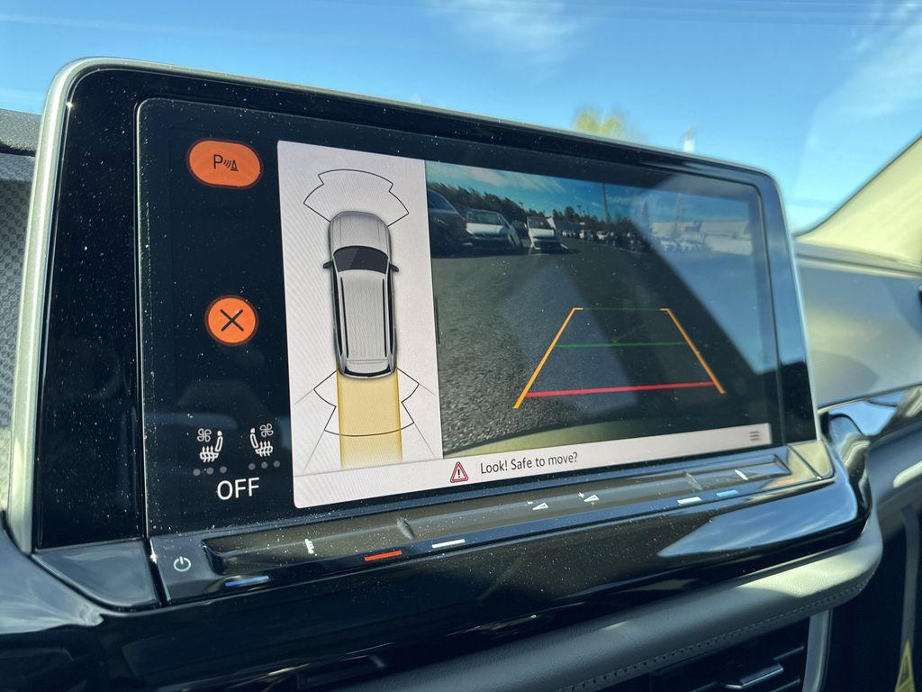 used 2025 Volkswagen Atlas car, priced at $43,295