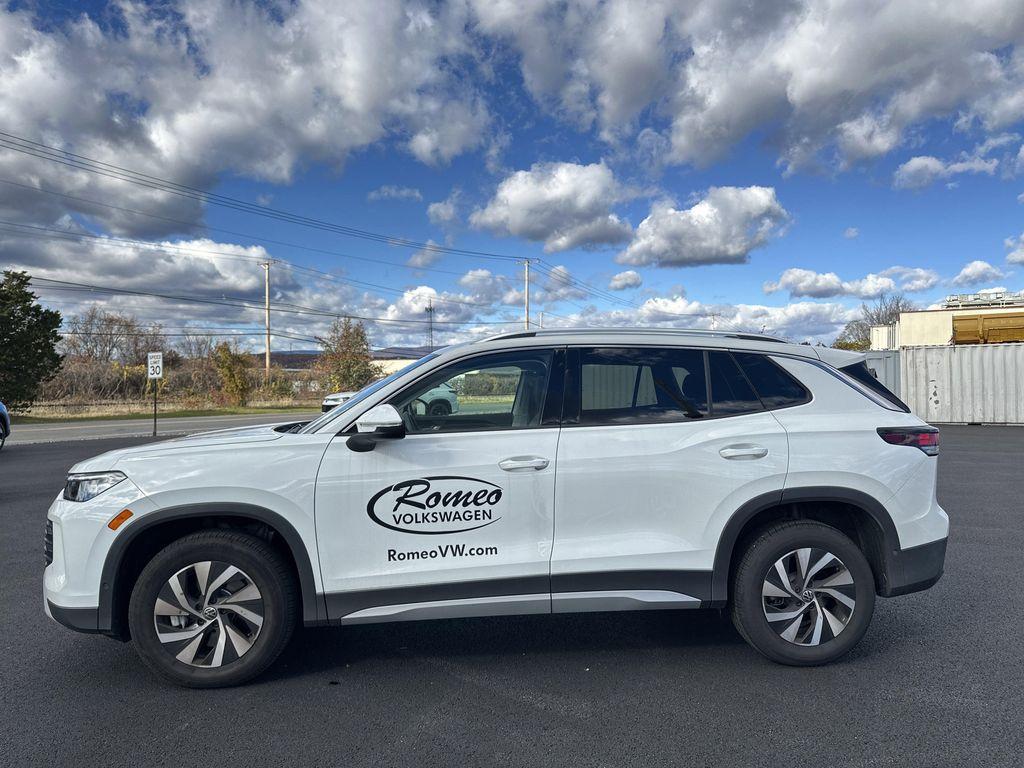 used 2025 Volkswagen Tiguan car, priced at $28,695