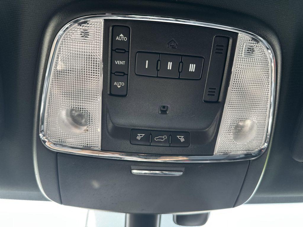 used 2019 Jeep Grand Cherokee car, priced at $16,895