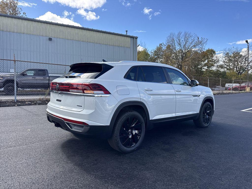 new 2026 Volkswagen Atlas Cross Sport car, priced at $46,488