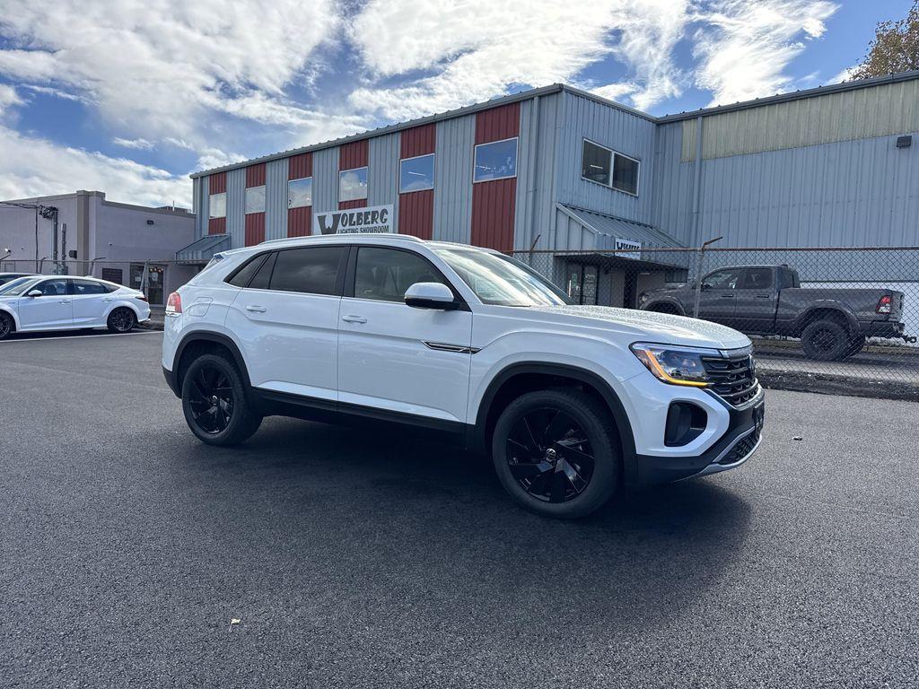 new 2026 Volkswagen Atlas Cross Sport car, priced at $46,488
