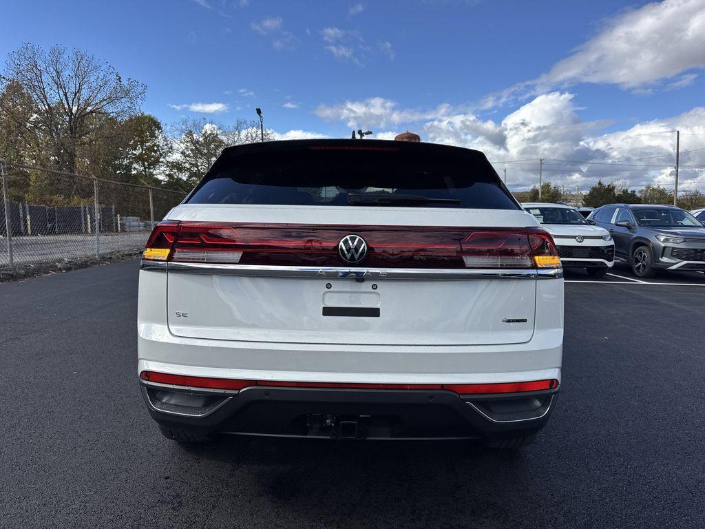 new 2026 Volkswagen Atlas Cross Sport car, priced at $46,488