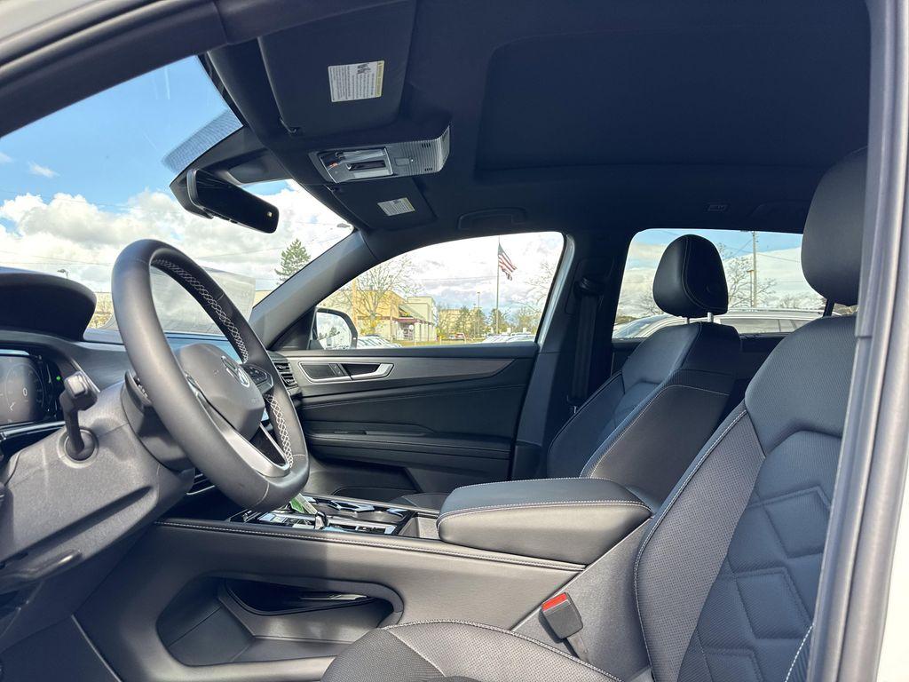 new 2026 Volkswagen Atlas Cross Sport car, priced at $46,488