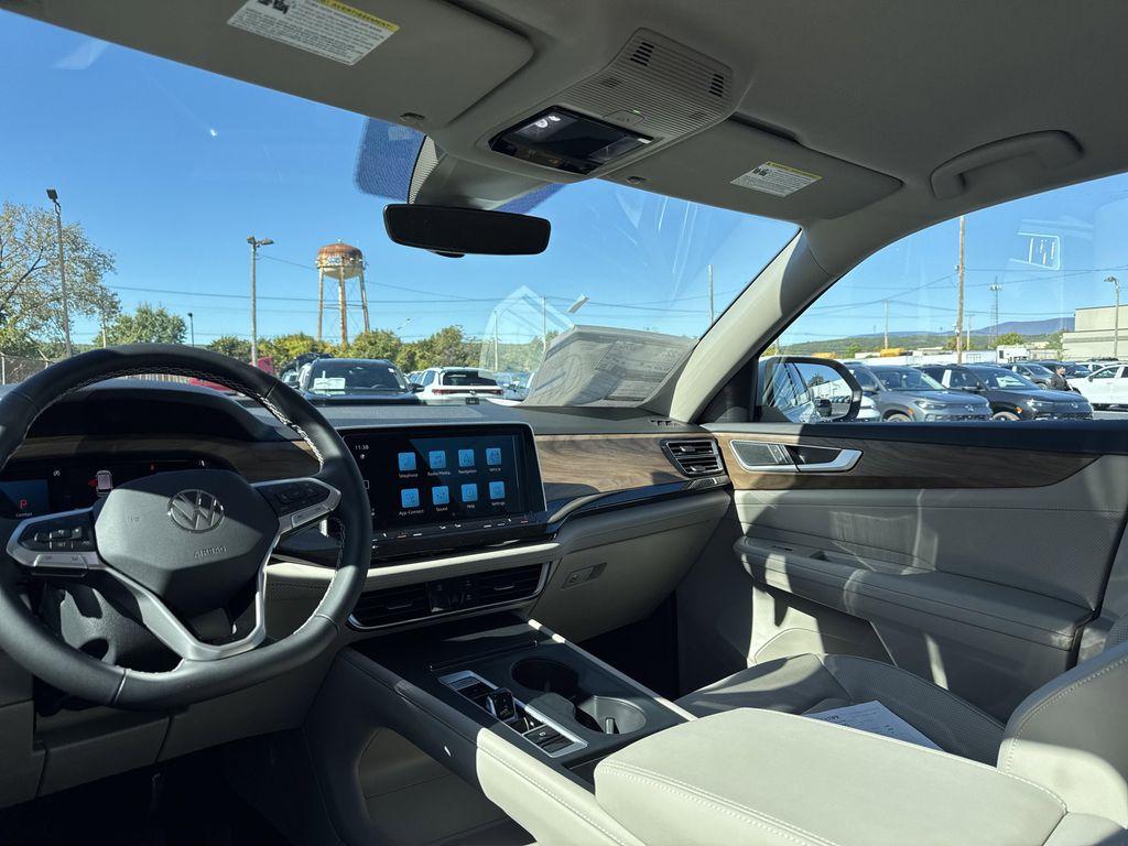 new 2026 Volkswagen Atlas car, priced at $40,284