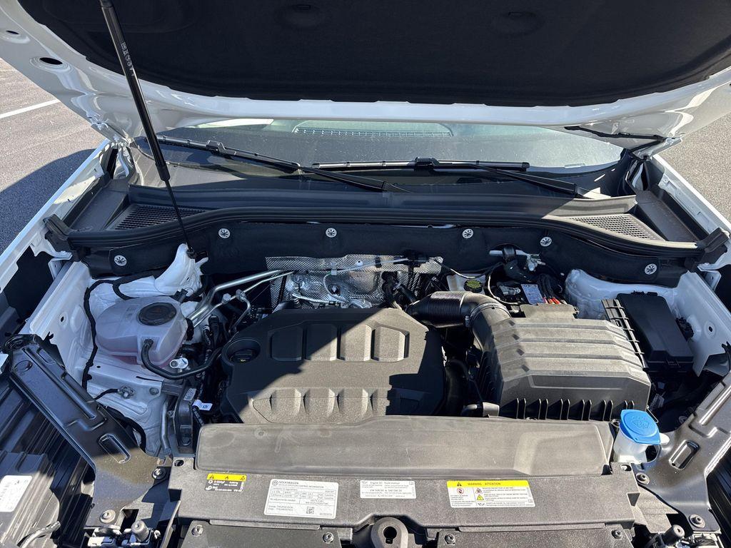 new 2026 Volkswagen Atlas car, priced at $40,284