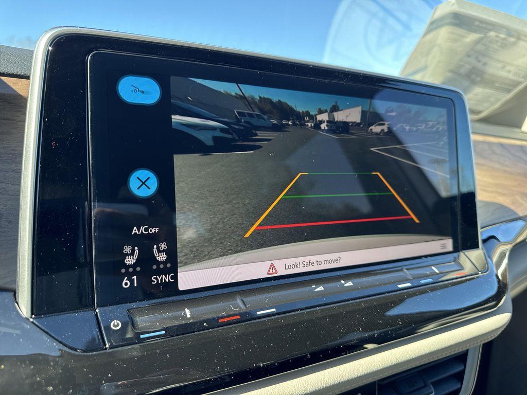 new 2026 Volkswagen Atlas car, priced at $40,284