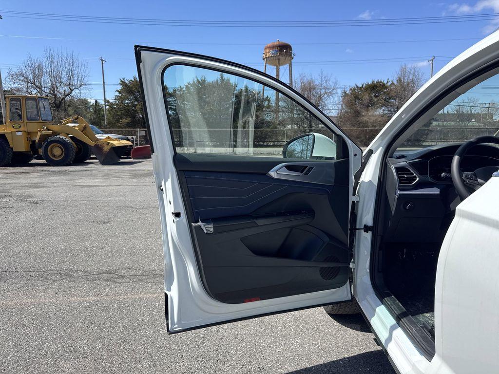 new 2025 Volkswagen Taos car, priced at $34,121