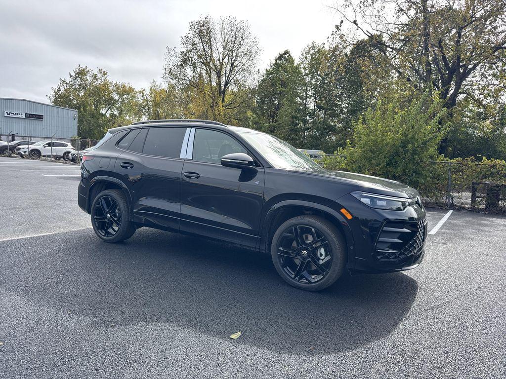 new 2025 Volkswagen Tiguan car, priced at $37,247